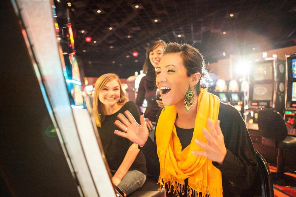 Resort Akwesasne Mohawk Casino And Players -formerly Comfort And Ny 3*