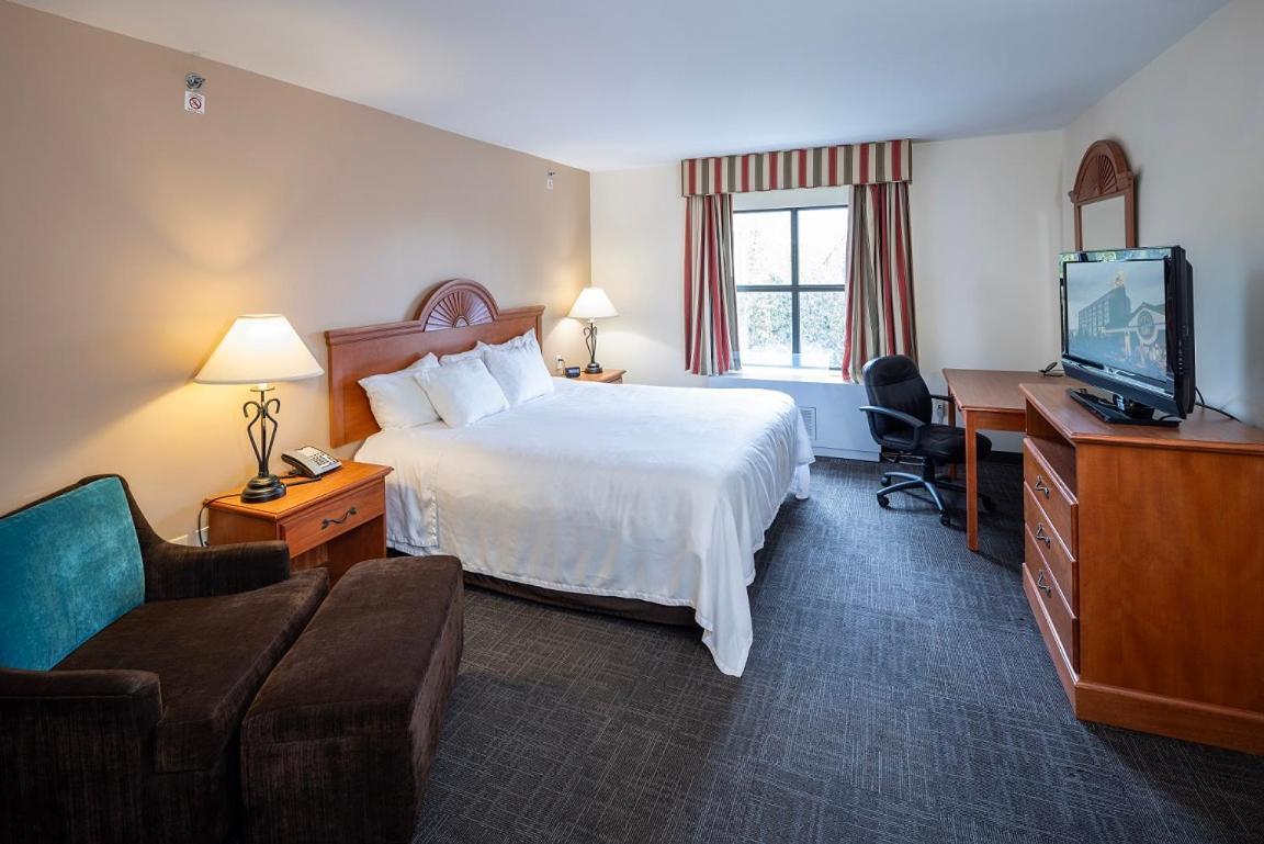 Akwesasne Mohawk Casino And Players -formerly Comfort And Ny Resort 3*