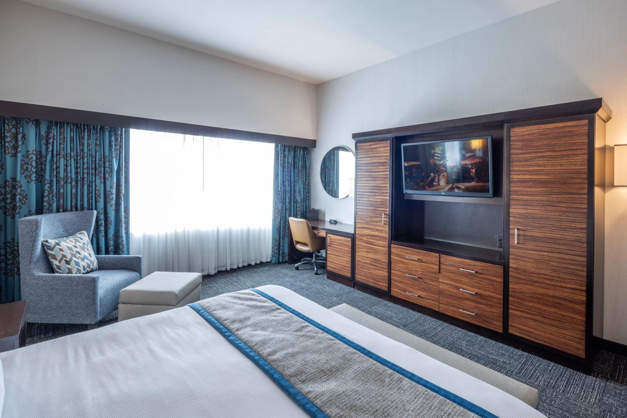 Resort Akwesasne Mohawk Casino And Players -formerly Comfort And Ny 3*